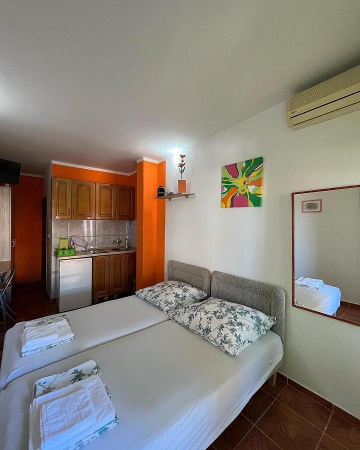 Apartments Montenegrina Ulcinj Eksteriør bilde